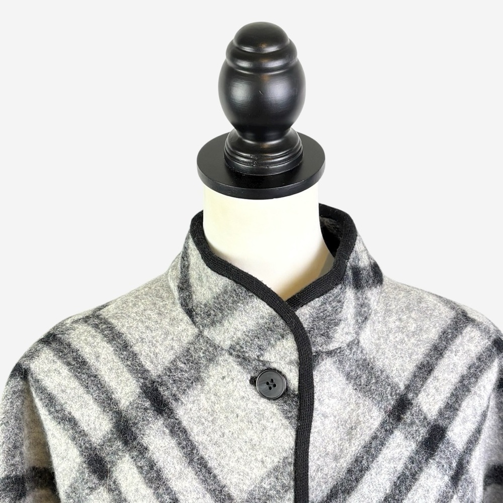 Talbots Wool Blend Gray Plaid Button Up Cape Poncho Coat XS Oversized - Picture 4 of 12